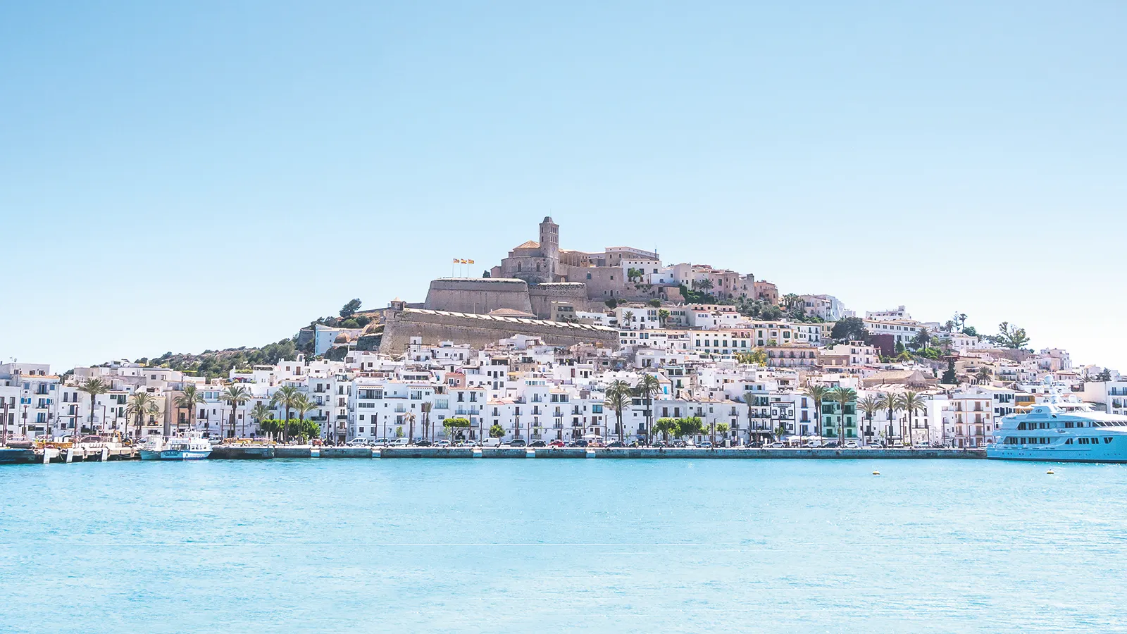 ATLANTIS IBIZA LAGE